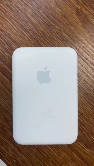 Apple MagSafe Baterie Sigilata 2025
