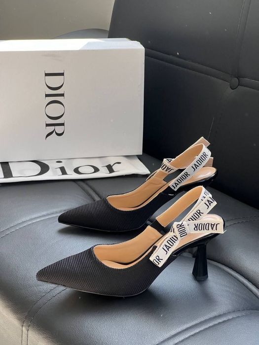 Pantofi DIOR noi