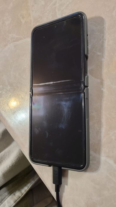Motorola razr 50
