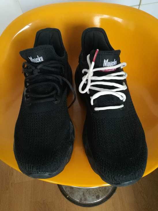 Мъжки маратонки runners MOISKI BR-01 Черен.