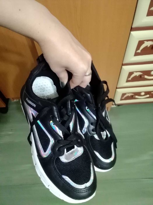 Adidasi/ Pantofi sport Fashion alb-negru, talpa inalta, superbi, 40-41