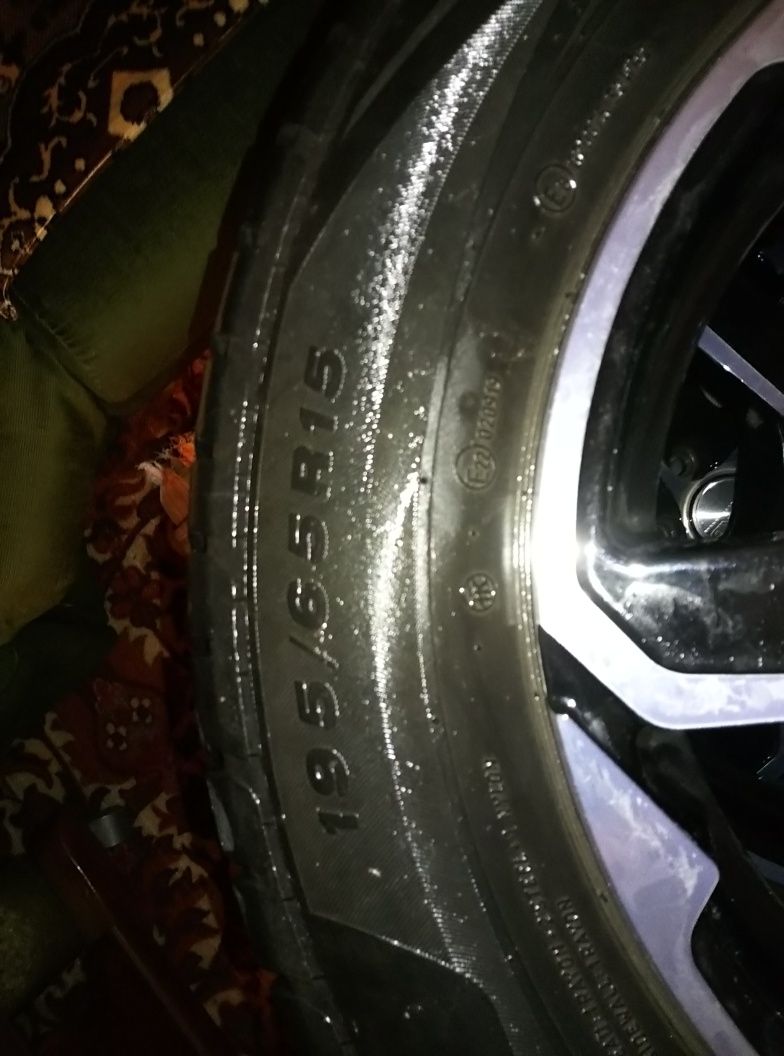 Продам диски R15 без шин