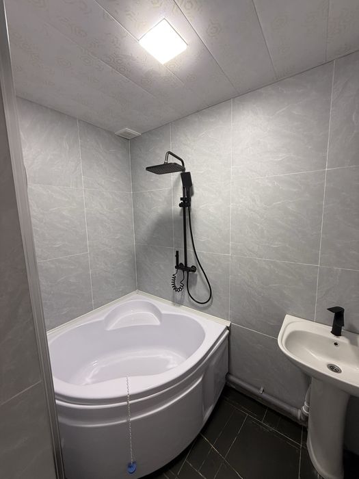 Srochno sotiladi 2xona 3xona qilingan