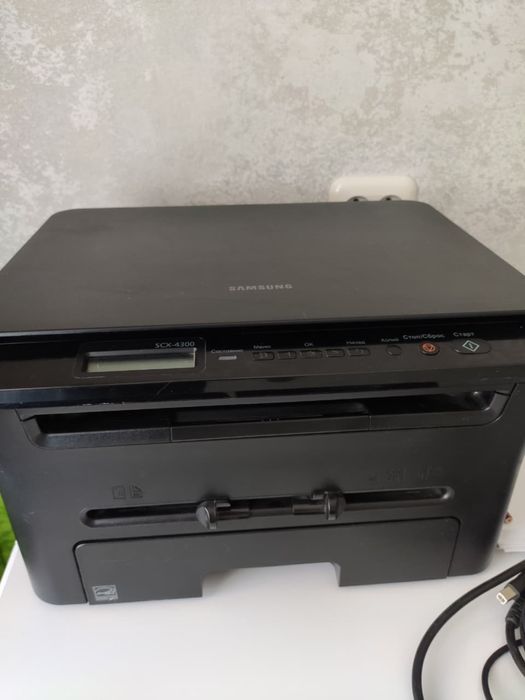 Продам принтер ( сканер, ксерокопия)