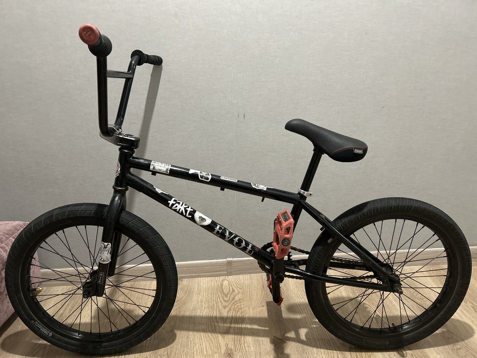 Продаю BMX,б/у.Размер колёс-20 дюймов