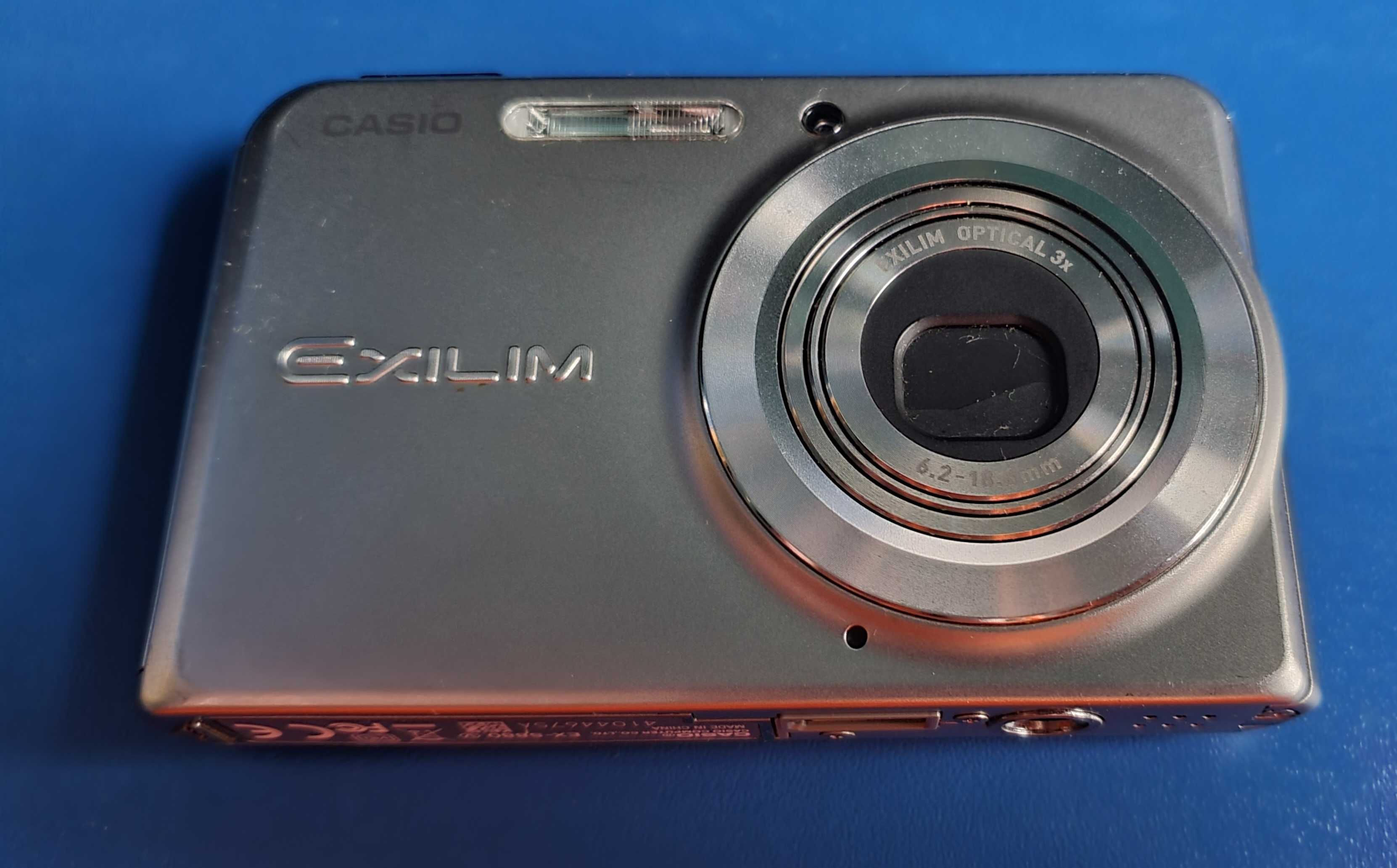 Aparat foto Casio Ex-S880 - Necesita Baterie (Nu Nikon,Canon,Sony)