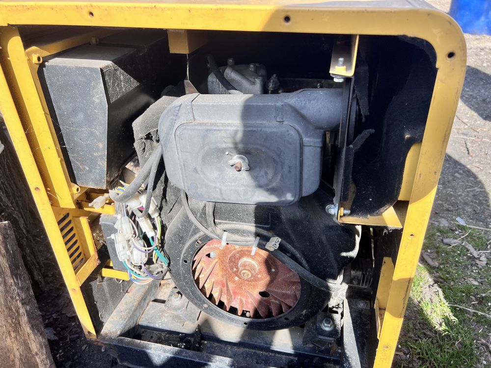 Generator Kipor KDE6700TA