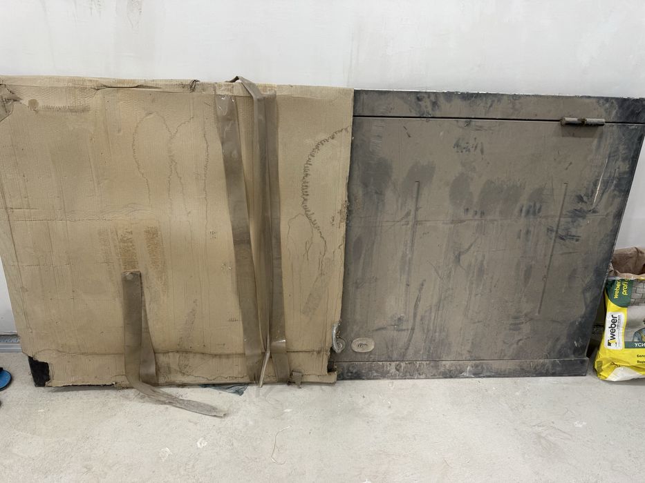 Продается входная дверь