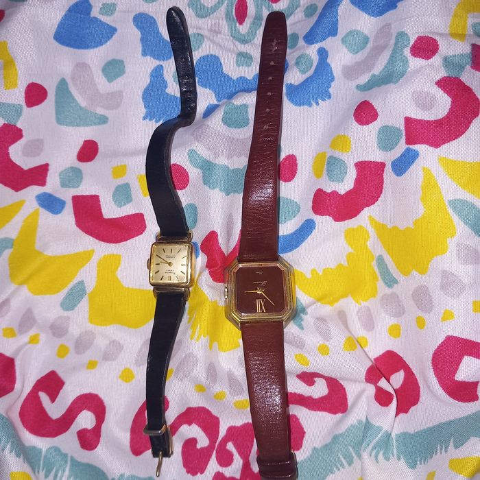 Vând ceasuri mecanice