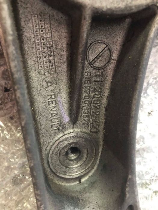 suport accesorii 1.9 tdci renault scenic 2 megane 2