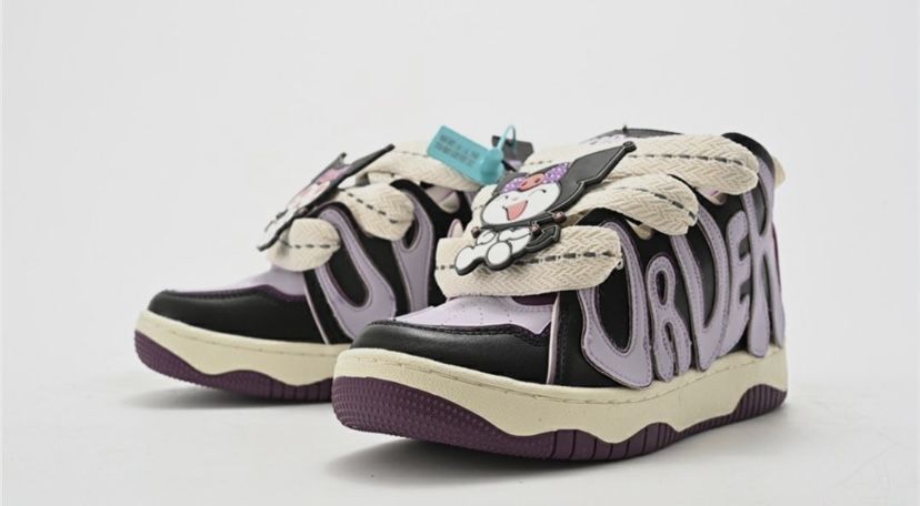 Продаются кроссовки!OLD ORDER!