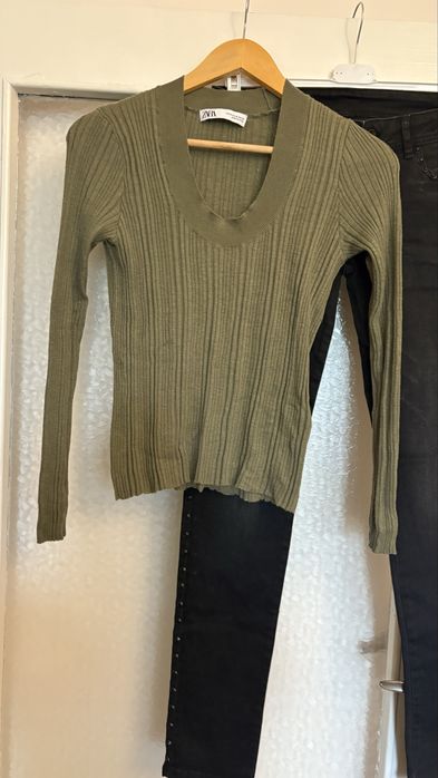 Комплект/сет черни дънки р-р 29 и блуза Zara р-р М