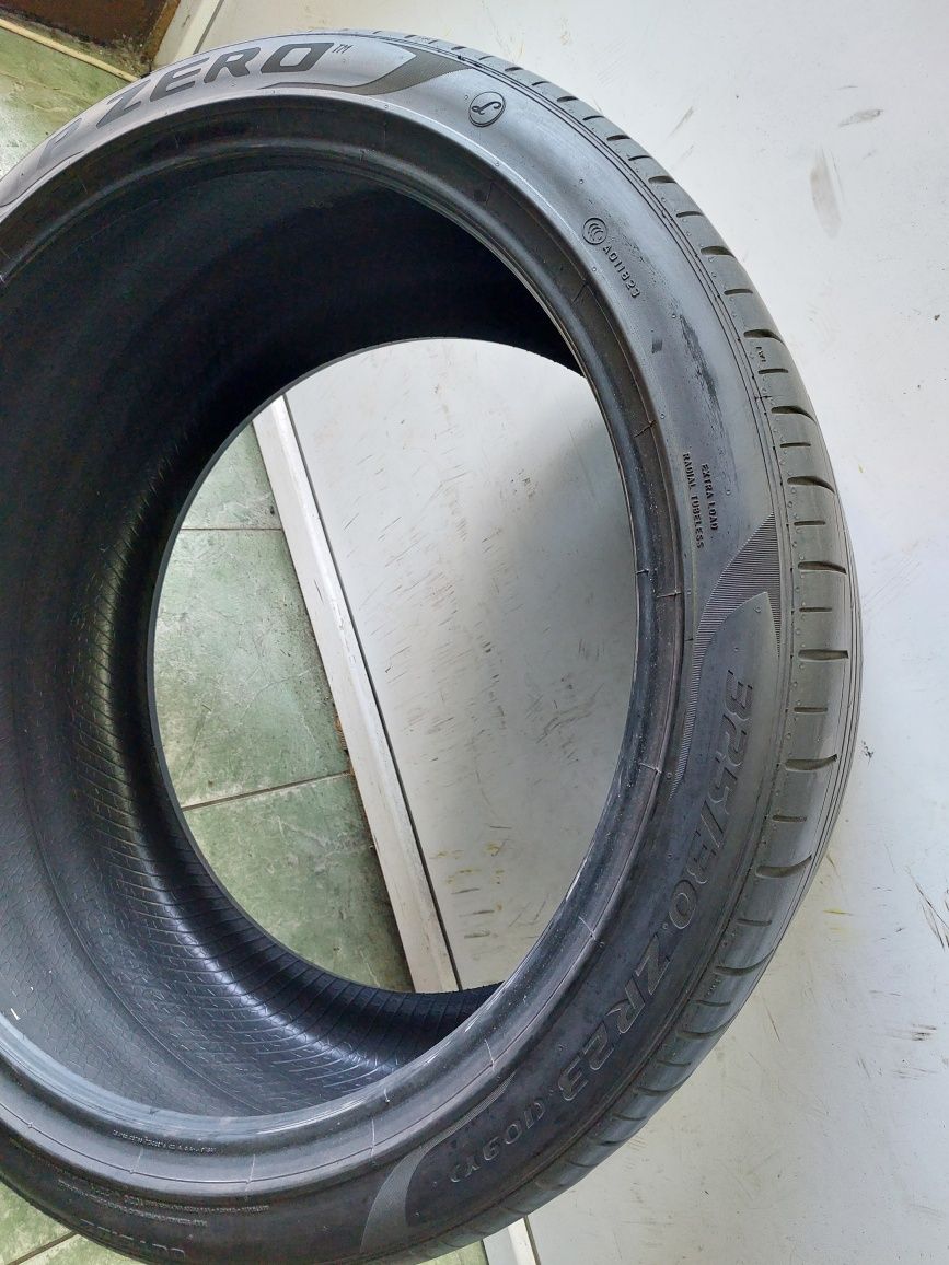 2 anvelope 325/30 R23 Pirelli dot 2020