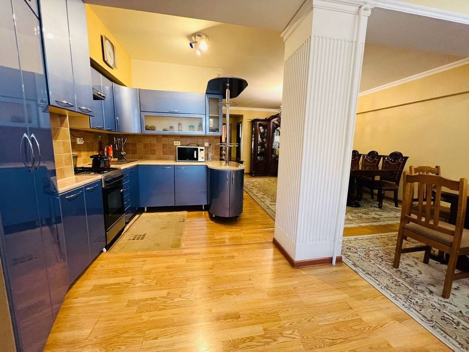 Срочно сдаётся квартира метро минор ц-5 4-комн предельная 3-комн 85м2