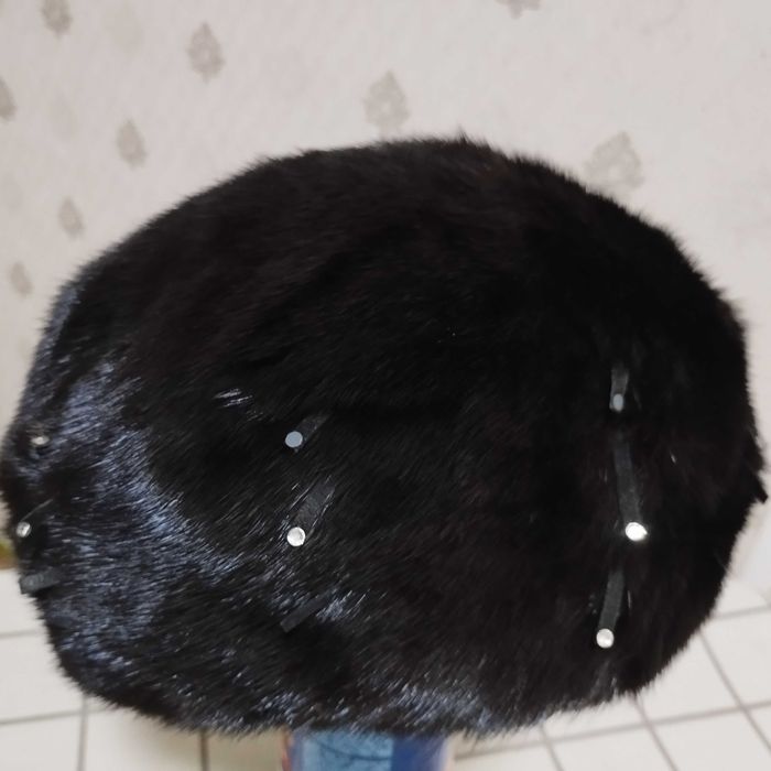 Продам норковый берет