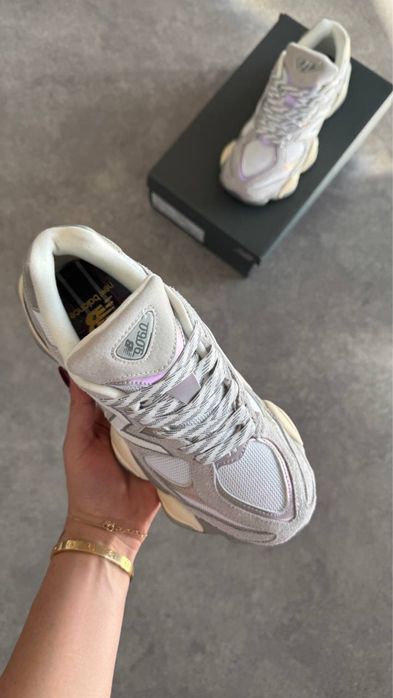 New Balance 9060 “Light Grey White”