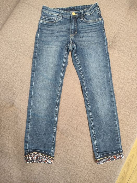 Lot 4 pantaloni fete, măr. 128