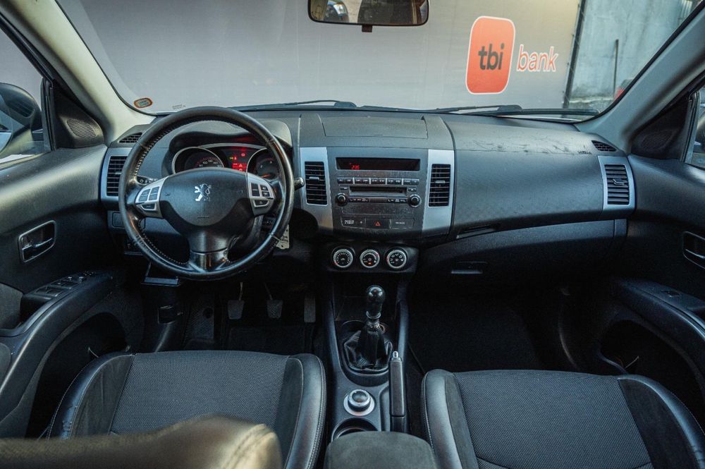Peugeot 4007- 7 locuri - Credit auto -rate -