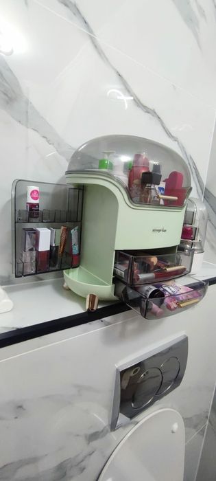 Organizator make-up / cutie depozitare baie
