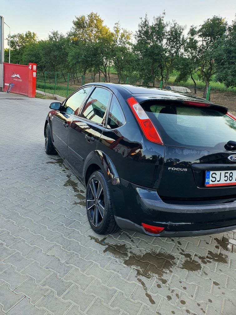 Vând Ford focus 1.6 diesel