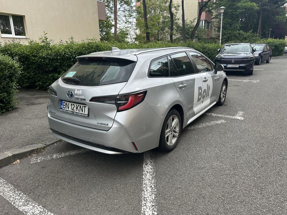 Inchiriez masina lentru bolt/uber