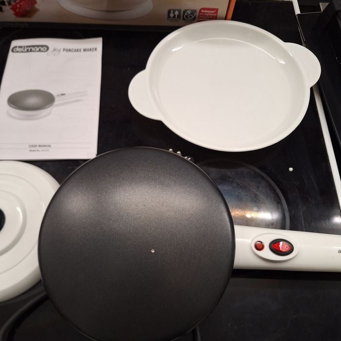Уред за приготвяне на палачинки - нов неизползван