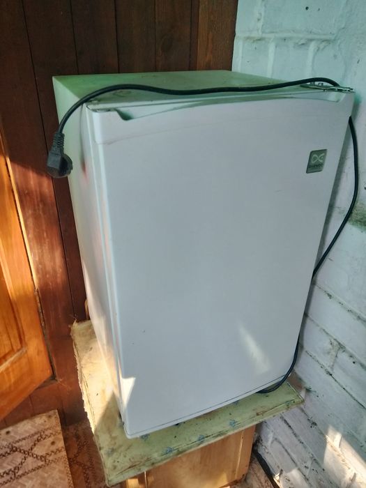 Продам холодильник