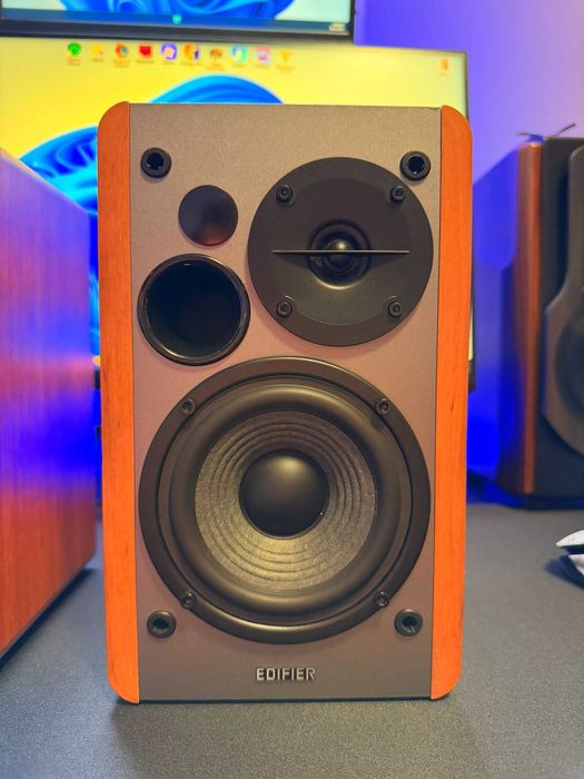 Boxe Edifier R1280DBB 42W Bluetooth + Telecomanda – Sunet excelent