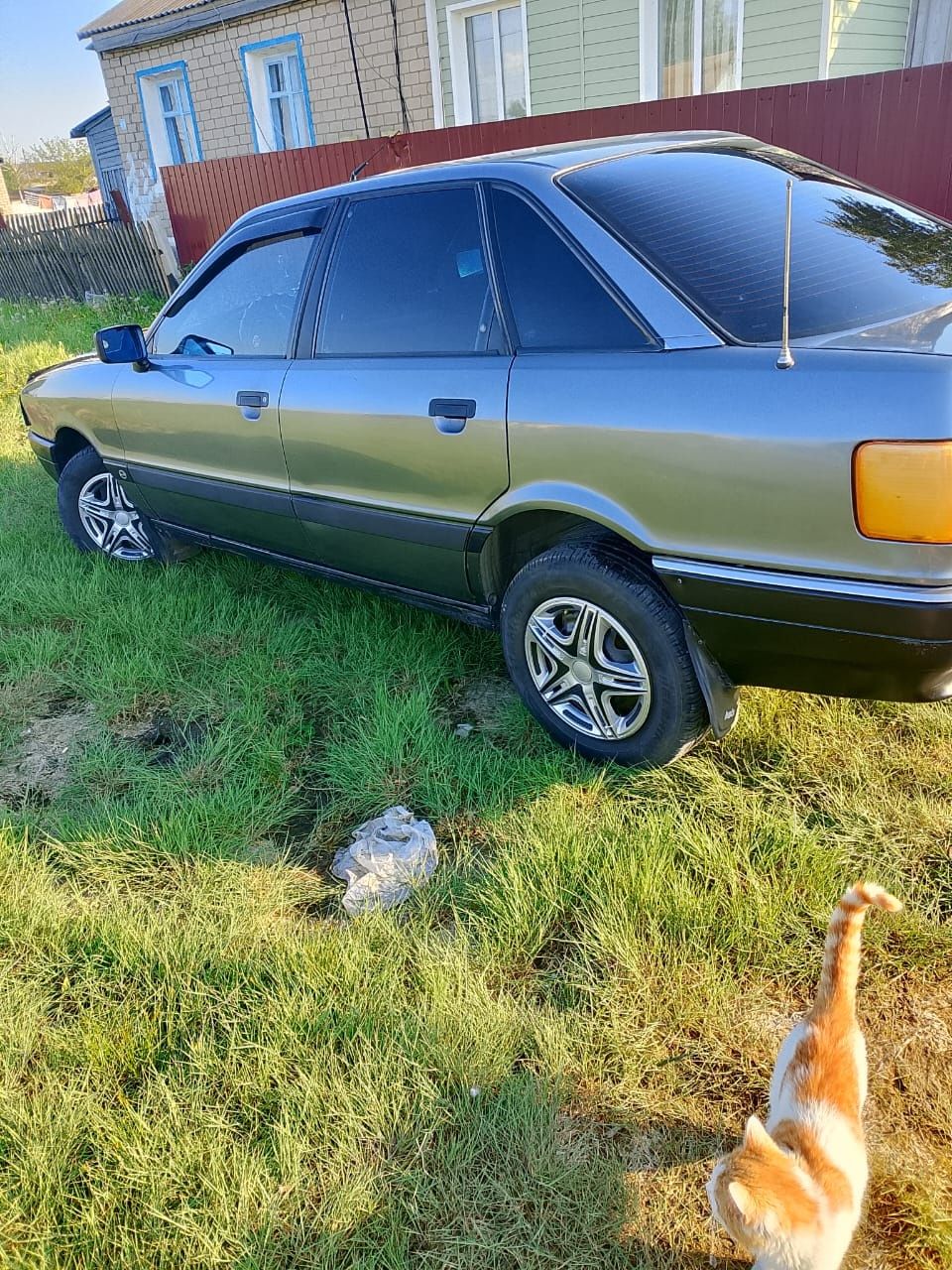 Audi 80 B3 Моно 1.8