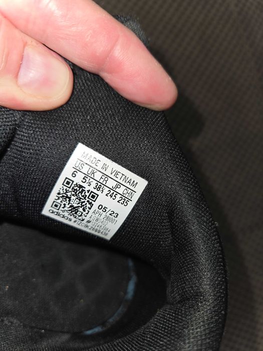 Маратонки Adidas 38 -39 номер