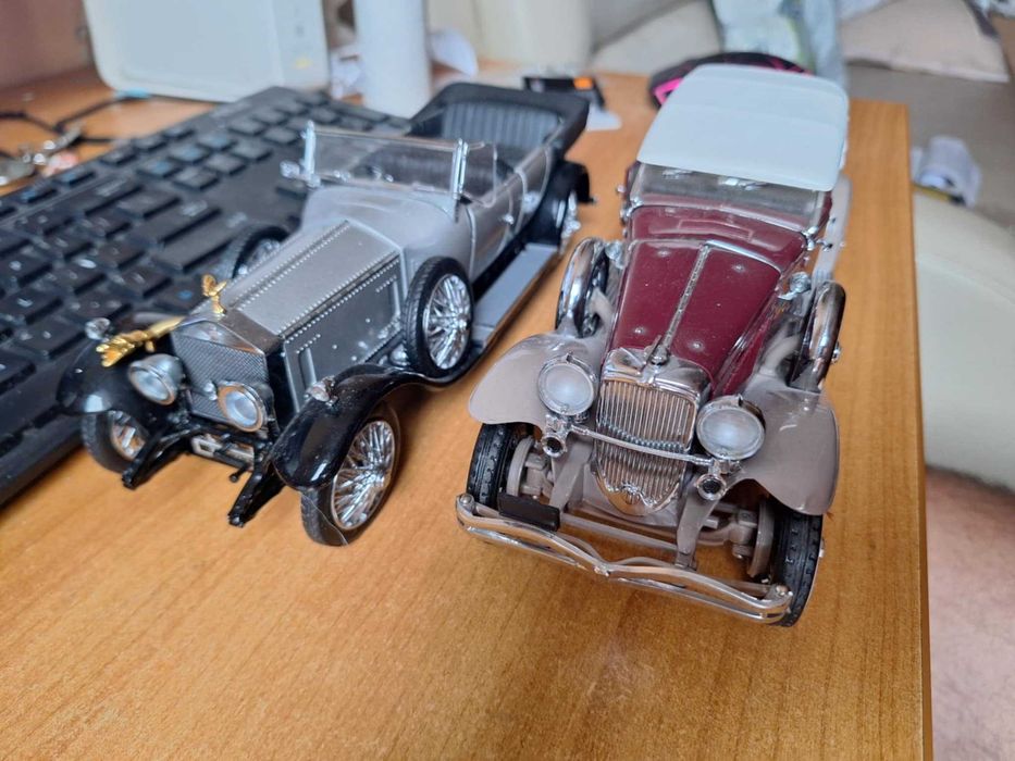 Duesenberg Tourster 1:24