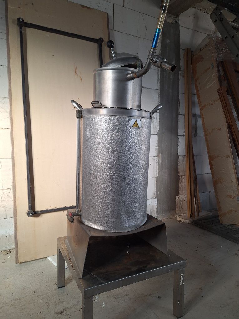 Vând pasteurizator pe gaz
