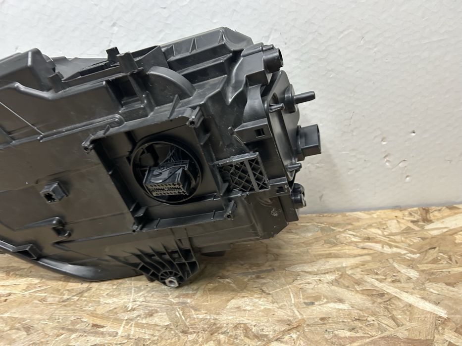 Far faruri Porsche Macan 95B facelift full led 2020-2024