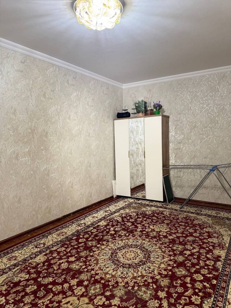 Продается 2/1/4 Карасу-2, квадратный коридор