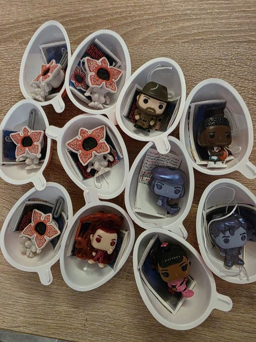 Funko pop Stranger things Kinder joy