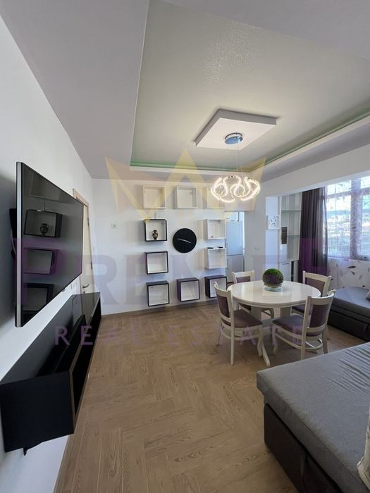 Дава се под наем Тристаен апартамент в Варна, Общината - 100 кв.м за 867 € - Снимка #4