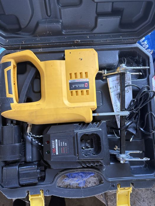 Vand scuturator albine