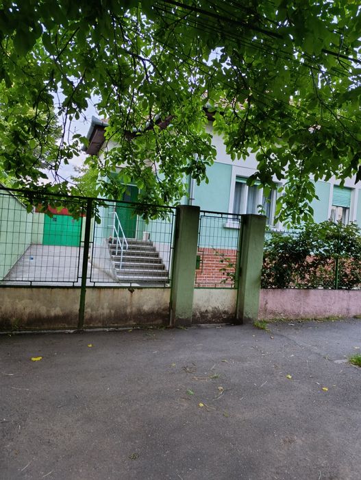 Casă de închiriat Str.Dinu Lipatti