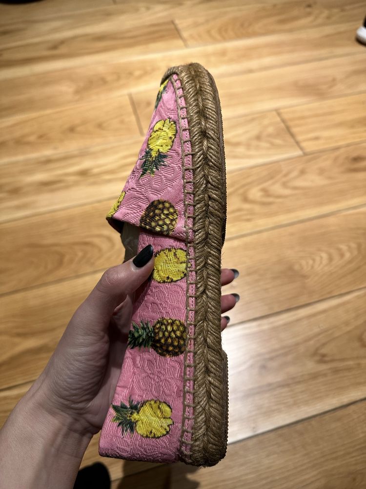 Dolce and Gabbana espadrilles последно намаление 300лв