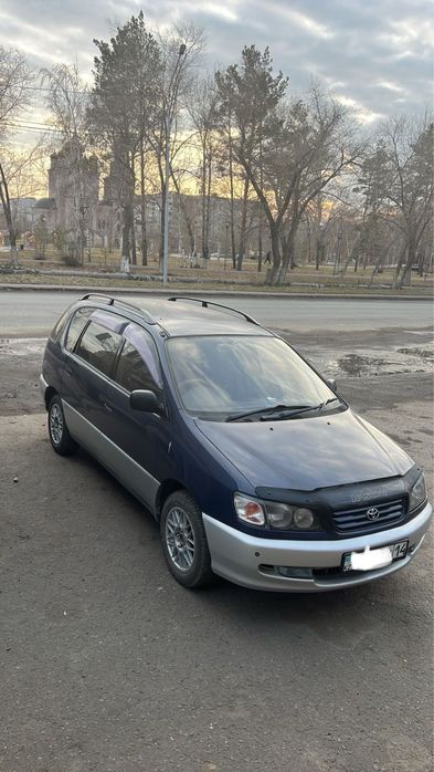 Тойота Ипсум 1997г Toyota Ipsum