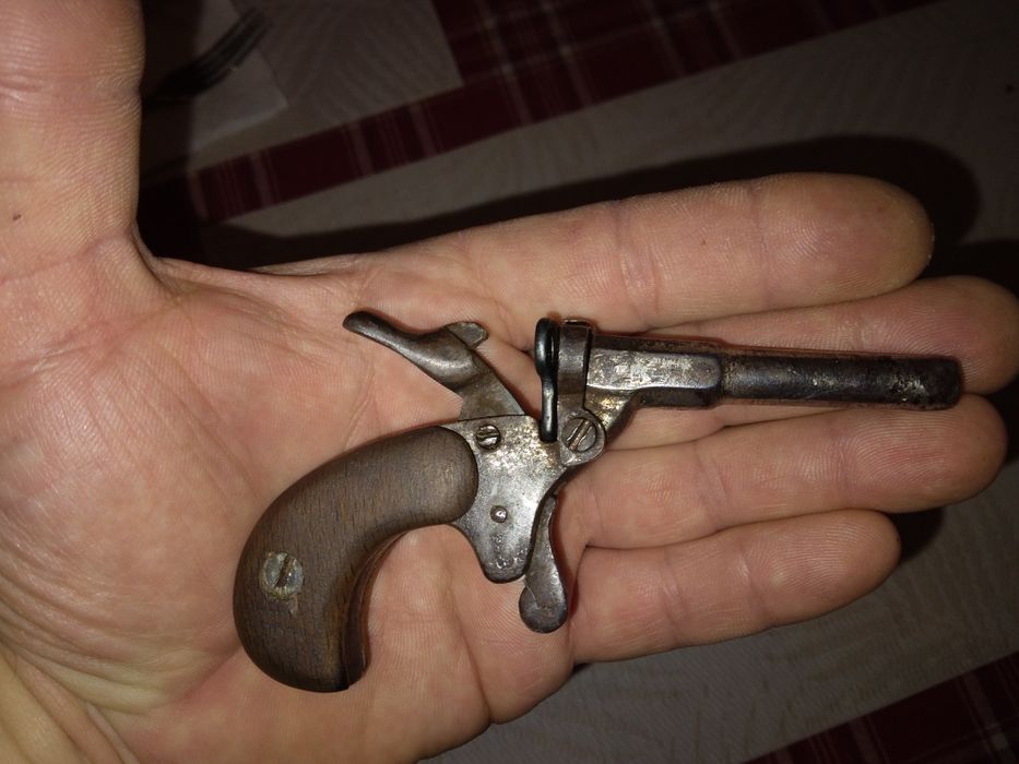 Пищов пистолет Монте Кристо