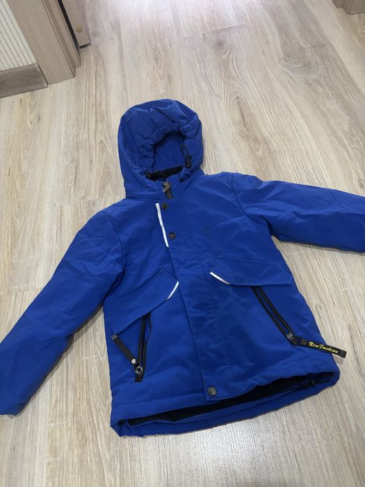 Продам осенние куртки для мальчиков