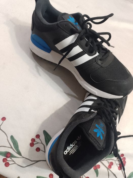 Нови Adidas 38.5
