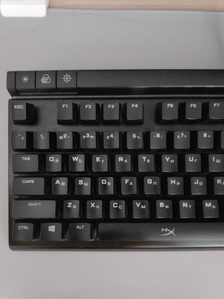 Клавиатура HyperX alloy elite