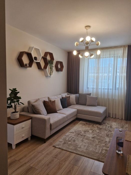 Studio ( garsonieră decomandată ) de vânzare