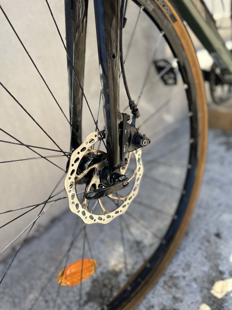 Triban GRVL 120 – gravel versatil, cu Microshift XLE și frâne pe disc