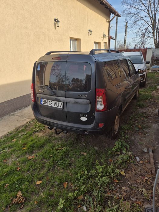 Vand logan mcv 7 locuri