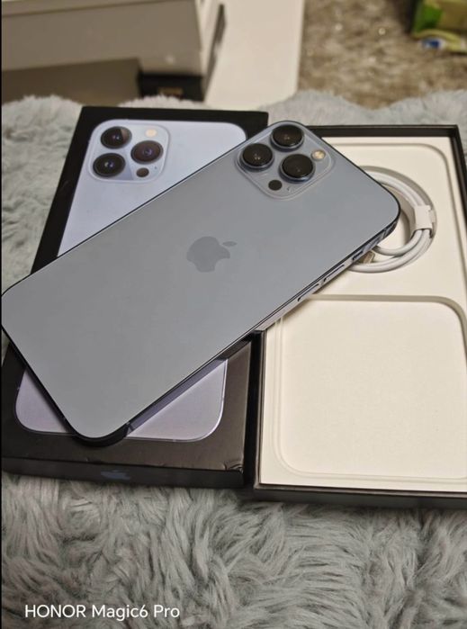 Iphone 13 pro max sierra blue