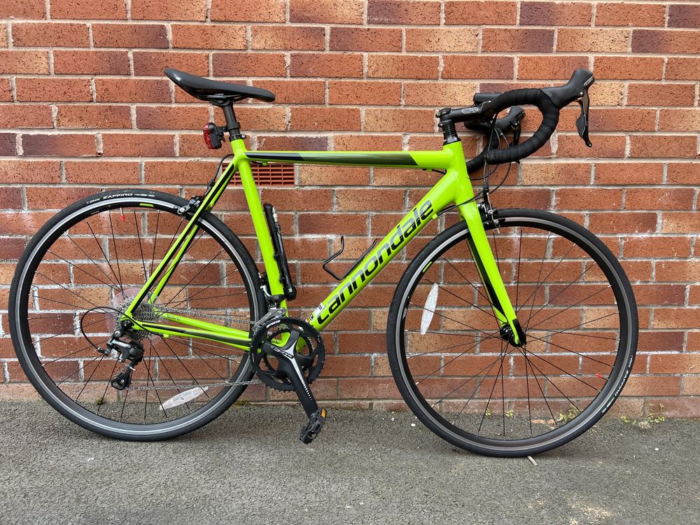 Bicicleta sosea / semicursiera Cannondale Optimo 1