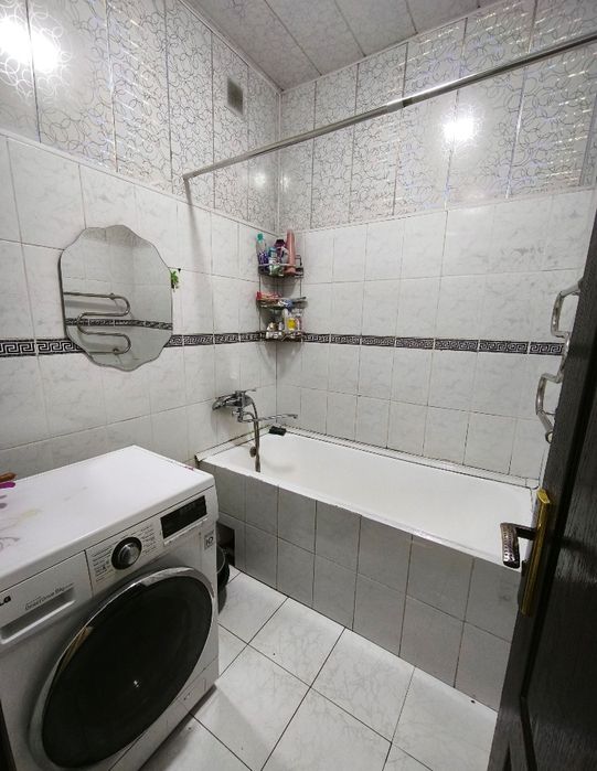 Chilonzor 17 kv 2 xona razdelni LUBBOYIGA 500$  srochni